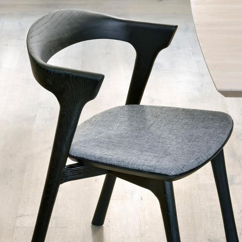 Bok Stuhl Eiche - schwarz lackiert - grauer Stoff